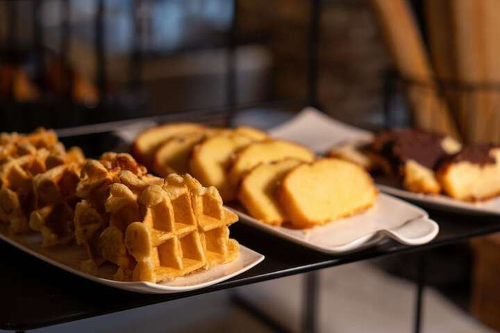 Breakfast/Coffee Service 51 of 111