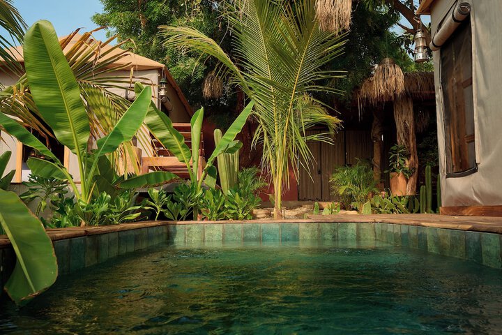Pool 28 of 34