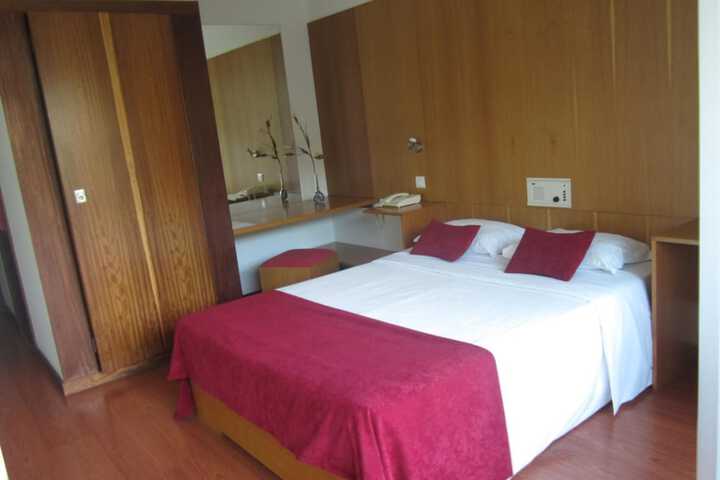 Room 14 of 63