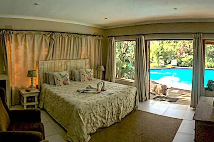 Room 10 of 28