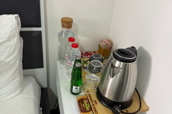 Room 37 of 65