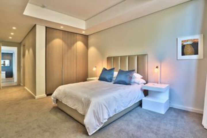 Room 14 of 36