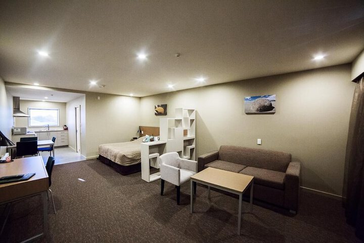 Room 5 of 31