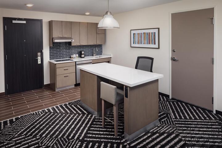 Hyatt House Royal Oak / Birmingham in Royal Oak, MI