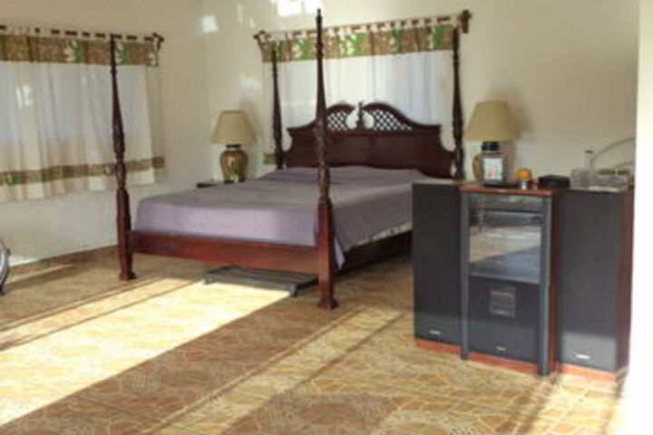 Room 15 of 43