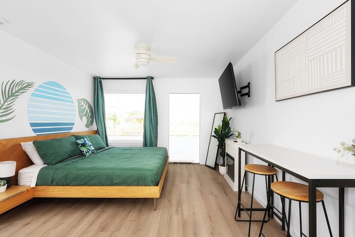 Room 8 of 29