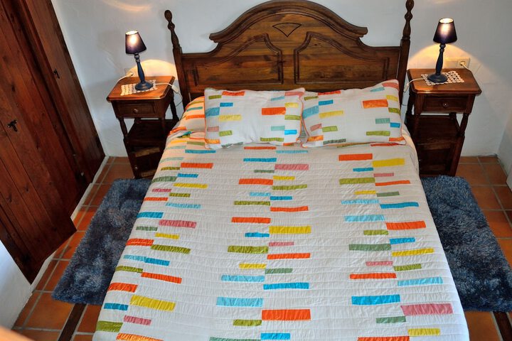 Room 3 of 27
