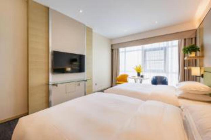 Room 21 of 23
