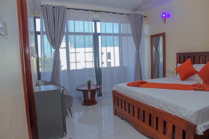 Room 47 of 98