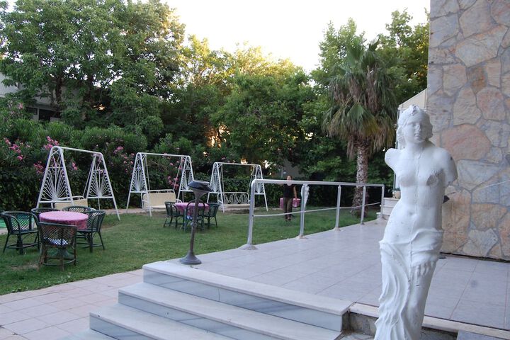 Hotel Exterior 59 of 66