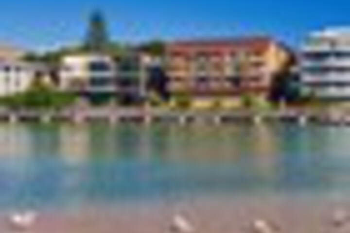 Hotel 35 of 36
