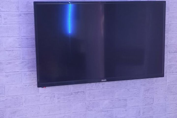 Room 7 of 16