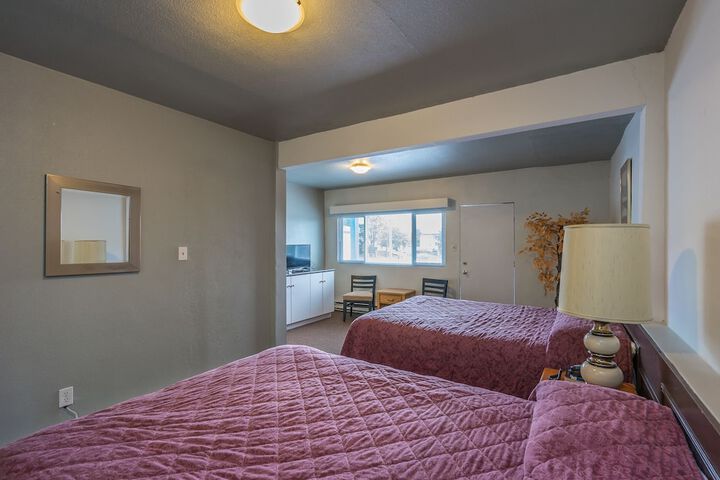 Room 5 of 42