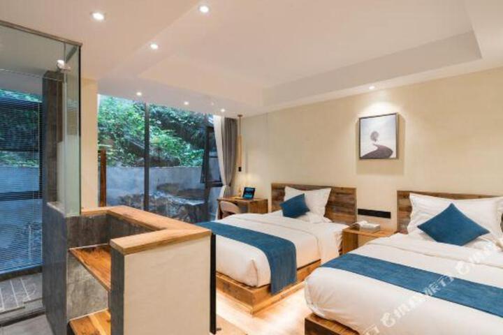 Chens Garden Hotel (Yangshuo West Street Head Office)