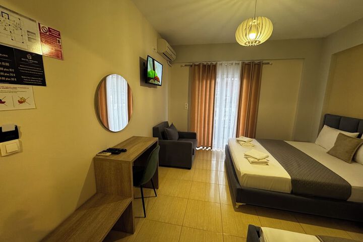 Room 21 of 37
