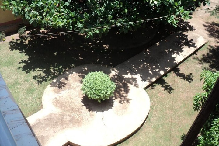 Property Grounds 14 of 17