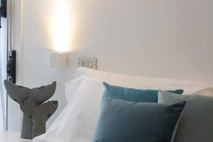 Room 14 of 43