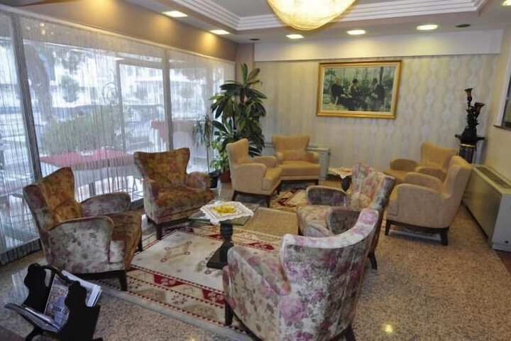 Hotel Interior 6 of 31