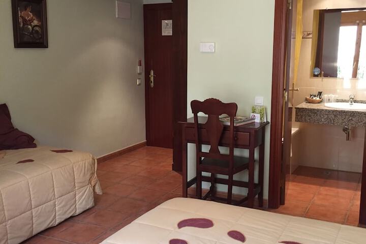 Room 29 of 61