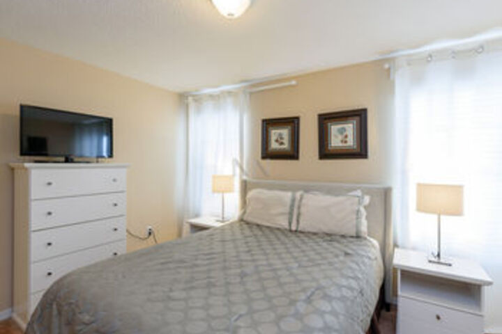 Room 212 of 687