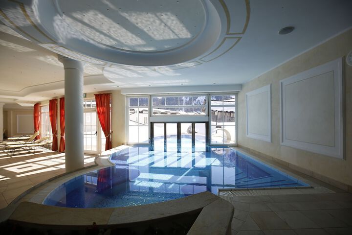 Pool 18 of 43