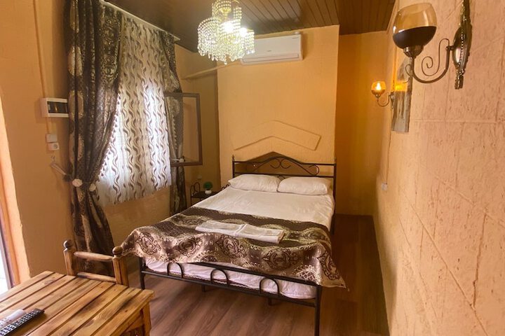Room 6 of 57