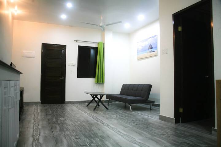 Room 8 of 23