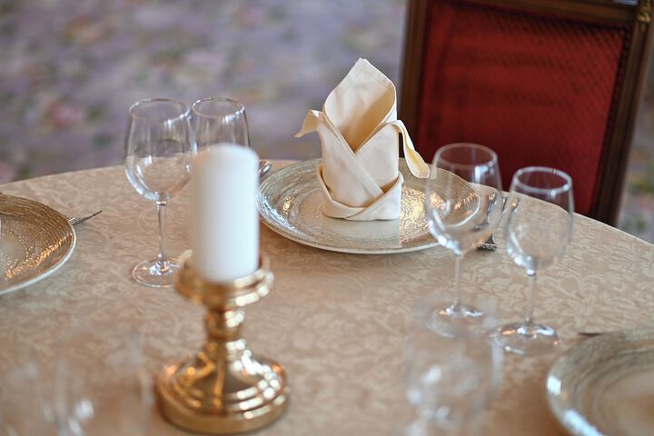 Dining 46 of 84