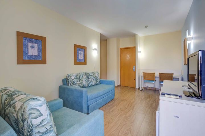 Room 15 of 76