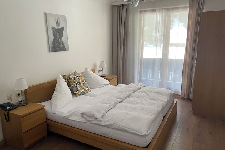 Room 9 of 60