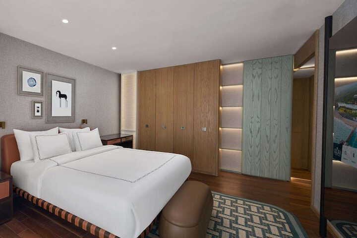 Room 60 of 336