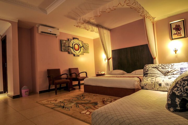 Room 34 of 75