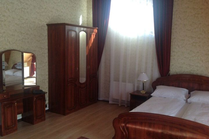 Room 16 of 55