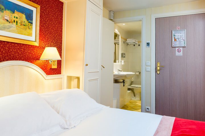 Room 12 of 55