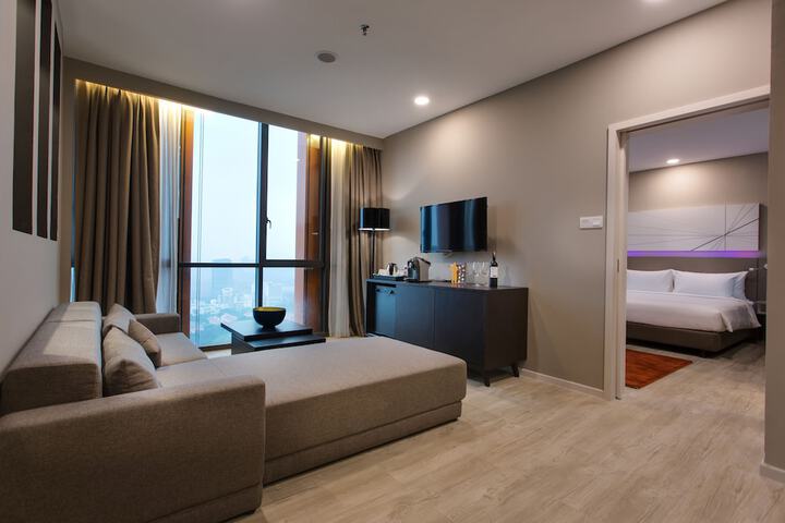 Room 10 of 86