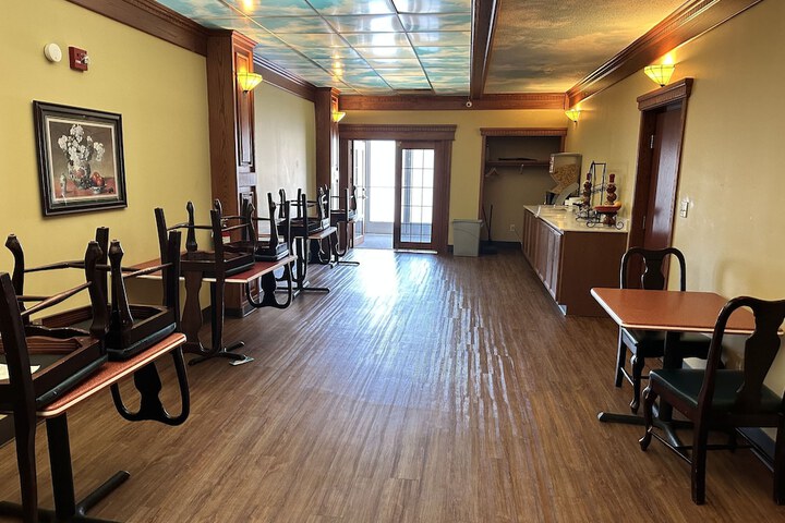 Breakfast area