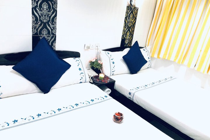 Room 28 of 52