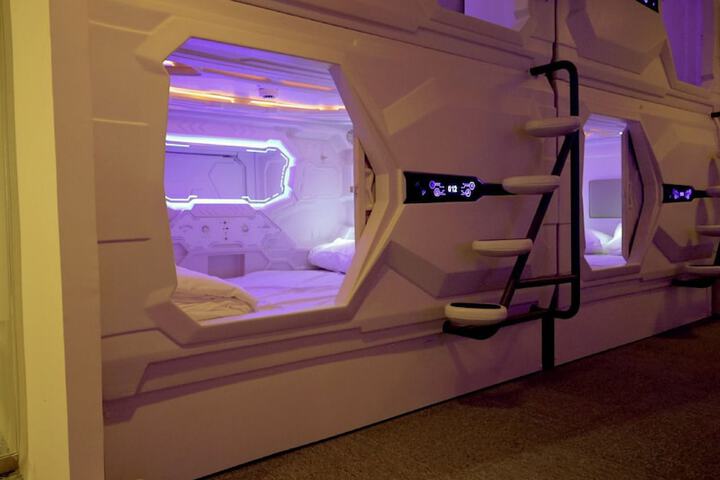 Room 7 of 26