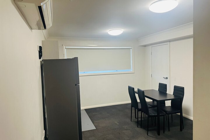 Room 9 of 33