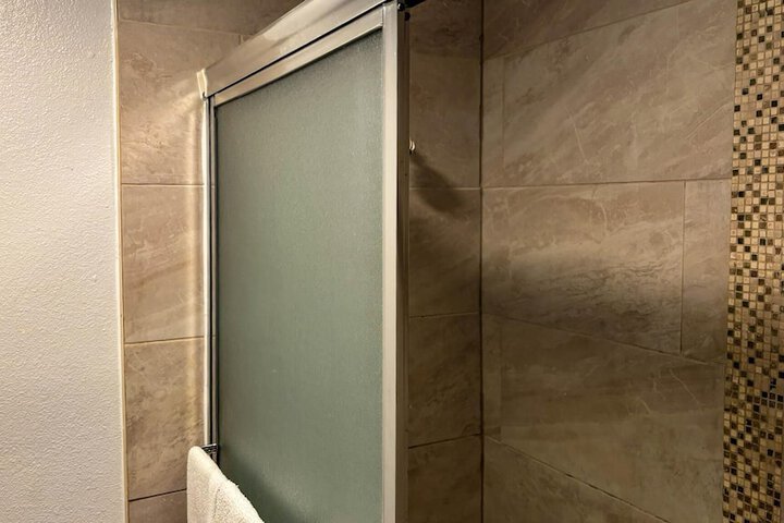 Room 20 of 38