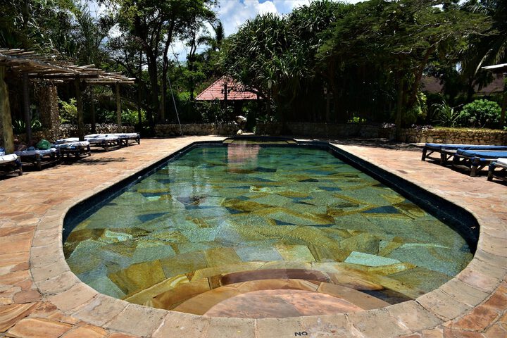 Pool 49 of 111