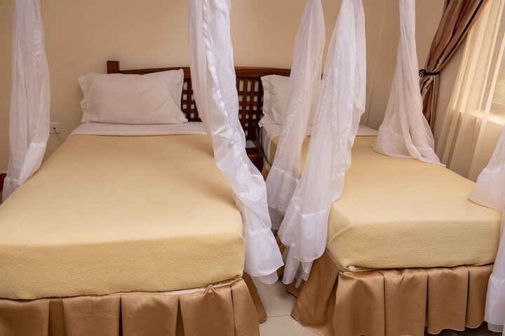 Room 5 of 29
