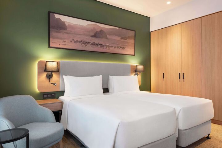 Room 54 of 223