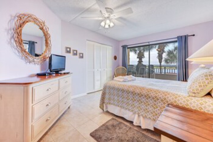Room 205 of 225