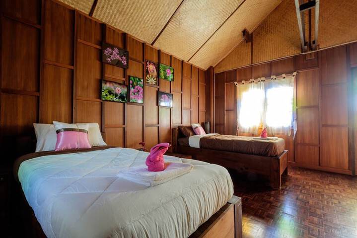 Room 8 of 26
