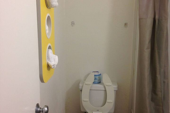 Room 47 of 75