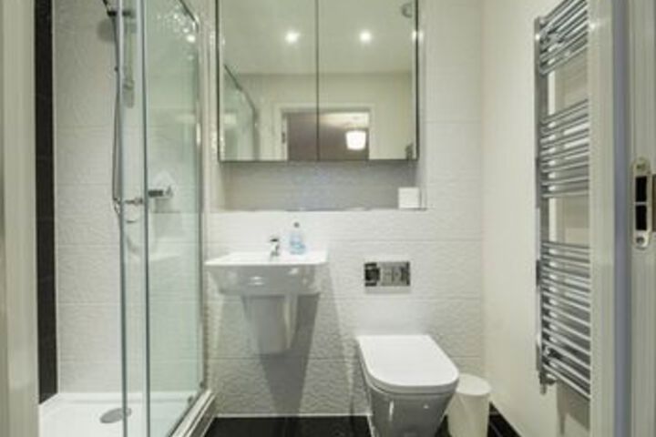 Room 3 of 22