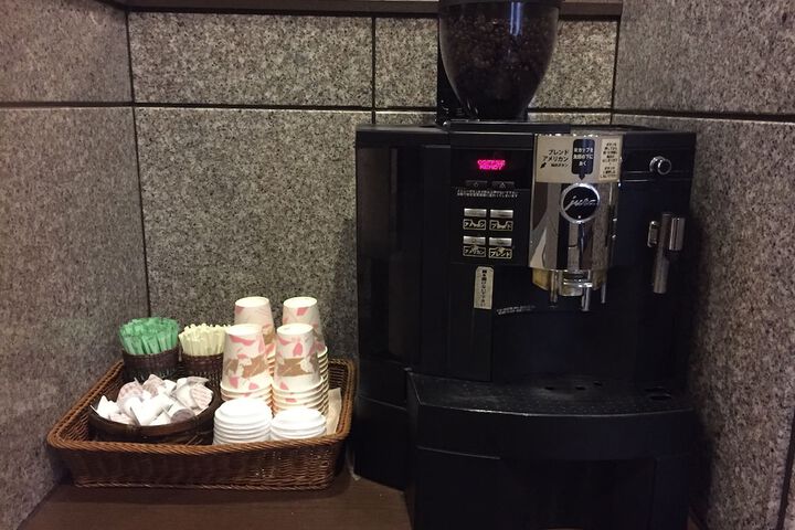 Breakfast/Coffee Service 26 of 37