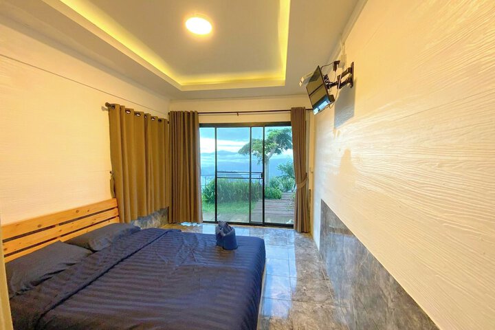 Room 45 of 105