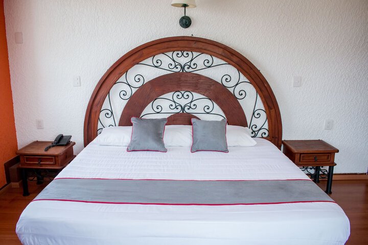 Room 10 of 43